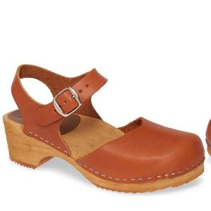 MIA Sofia Clog Sandal, LUGGAGE LEATHER SIZE 7.5/8